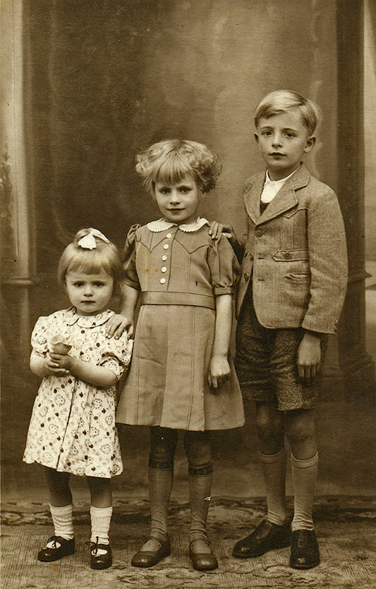 Children Family Vintage Photo