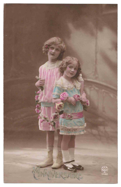 "Sisters" Two adorable Sisters holding roses Set